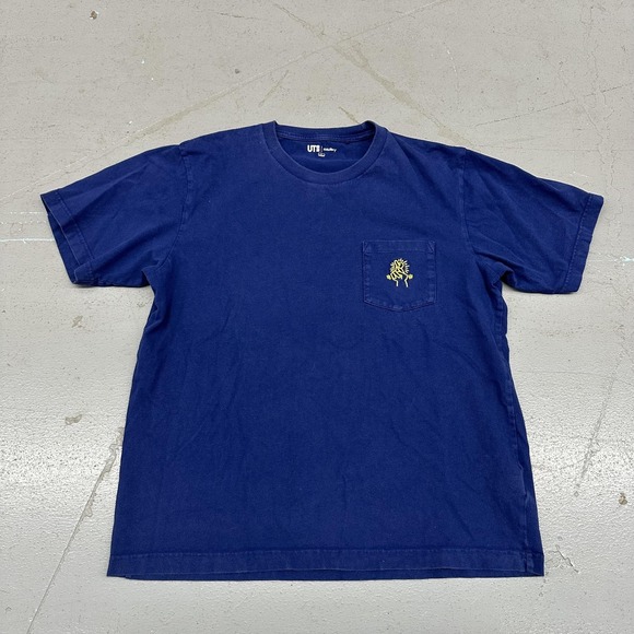Uniqlo Keith Haring Shirt Mens Large Navy Blue Pocket Back Logo Graphic Tee - Picture 3 of 8